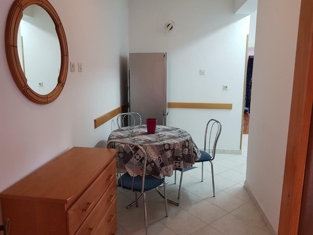 Mare Azzurro Apartments Pula Bagian luar foto
